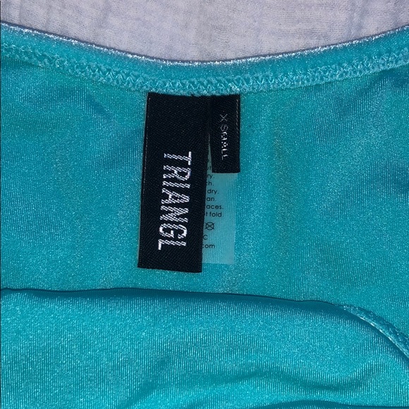 SOLD🦋🦋 - Picture 2 of 8